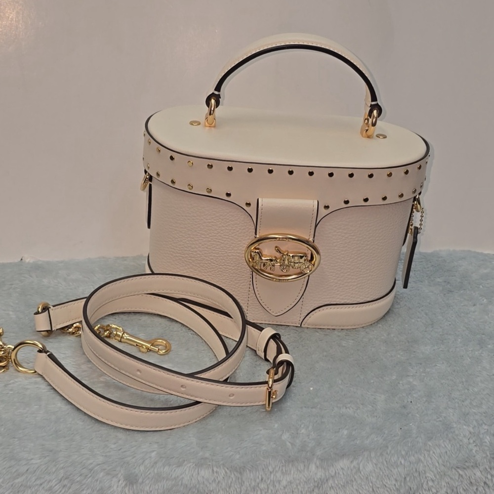 °♡Coach ONLY Share Show♡° - Picture 15 of 16